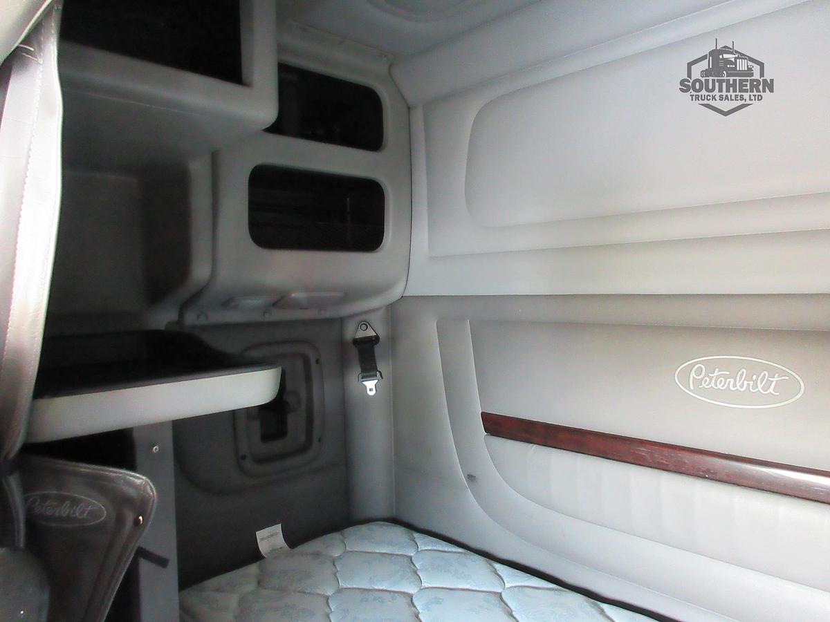 Used 2019 PETERBILT 389