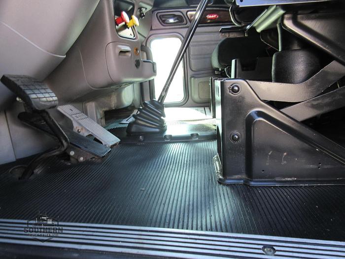 Used 2018 PETERBILT 389