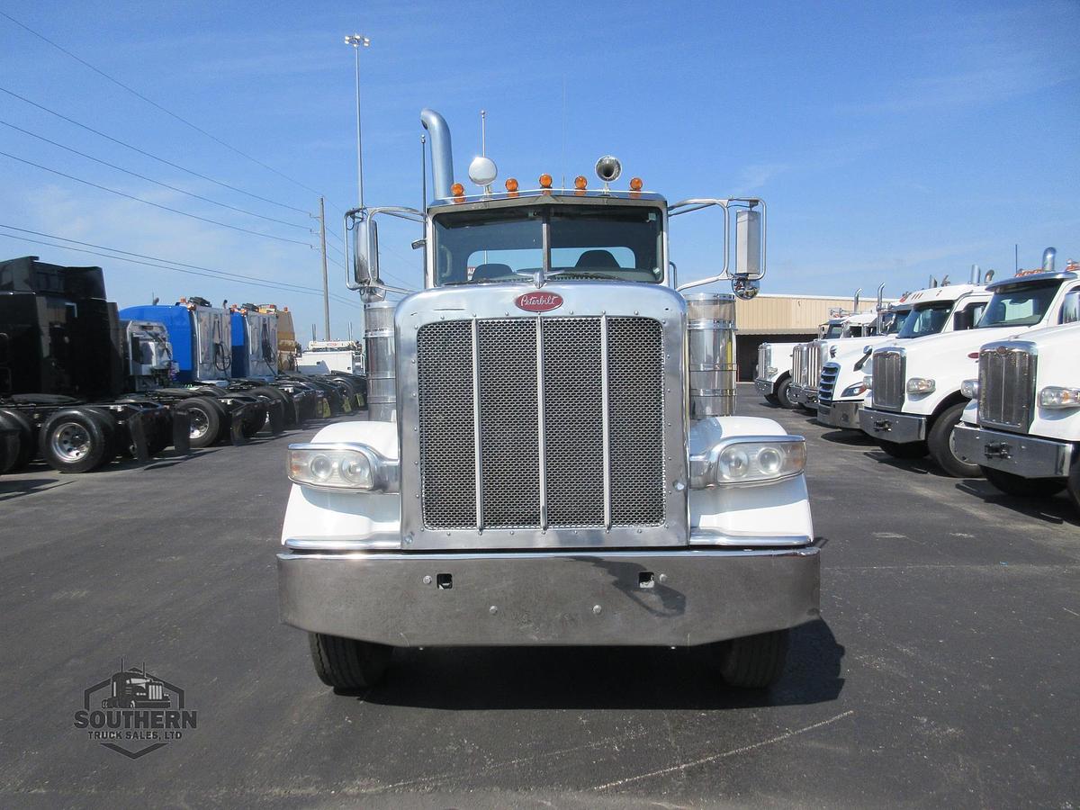 Used 2019 PETERBILT 389