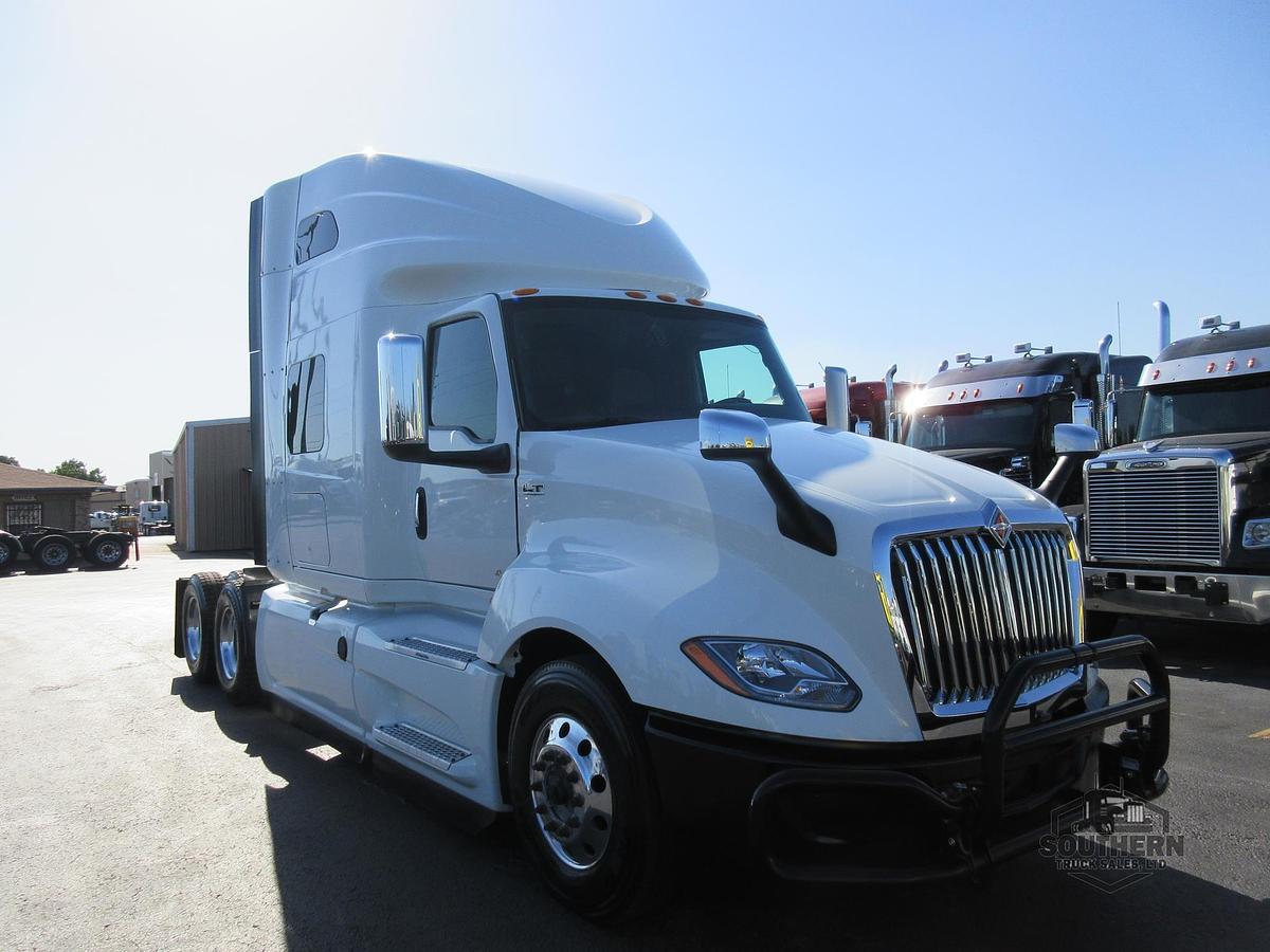 Used 2023 INTERNATIONAL LT