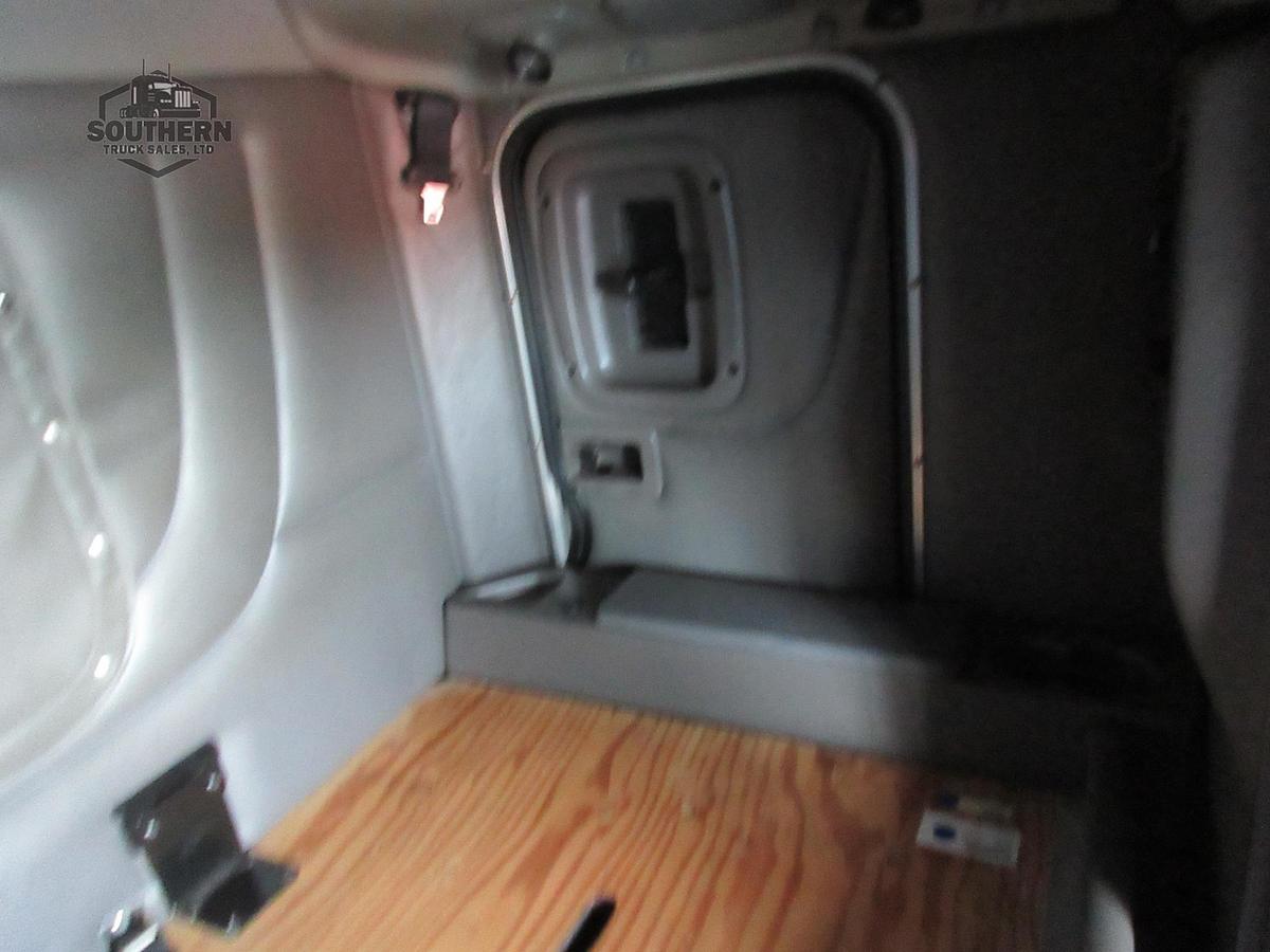 Used 2019 PETERBILT 389