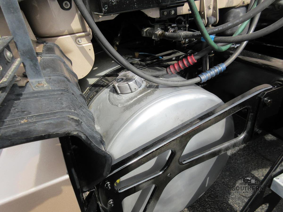 Used 2023 FREIGHTLINER CASCADIA 126