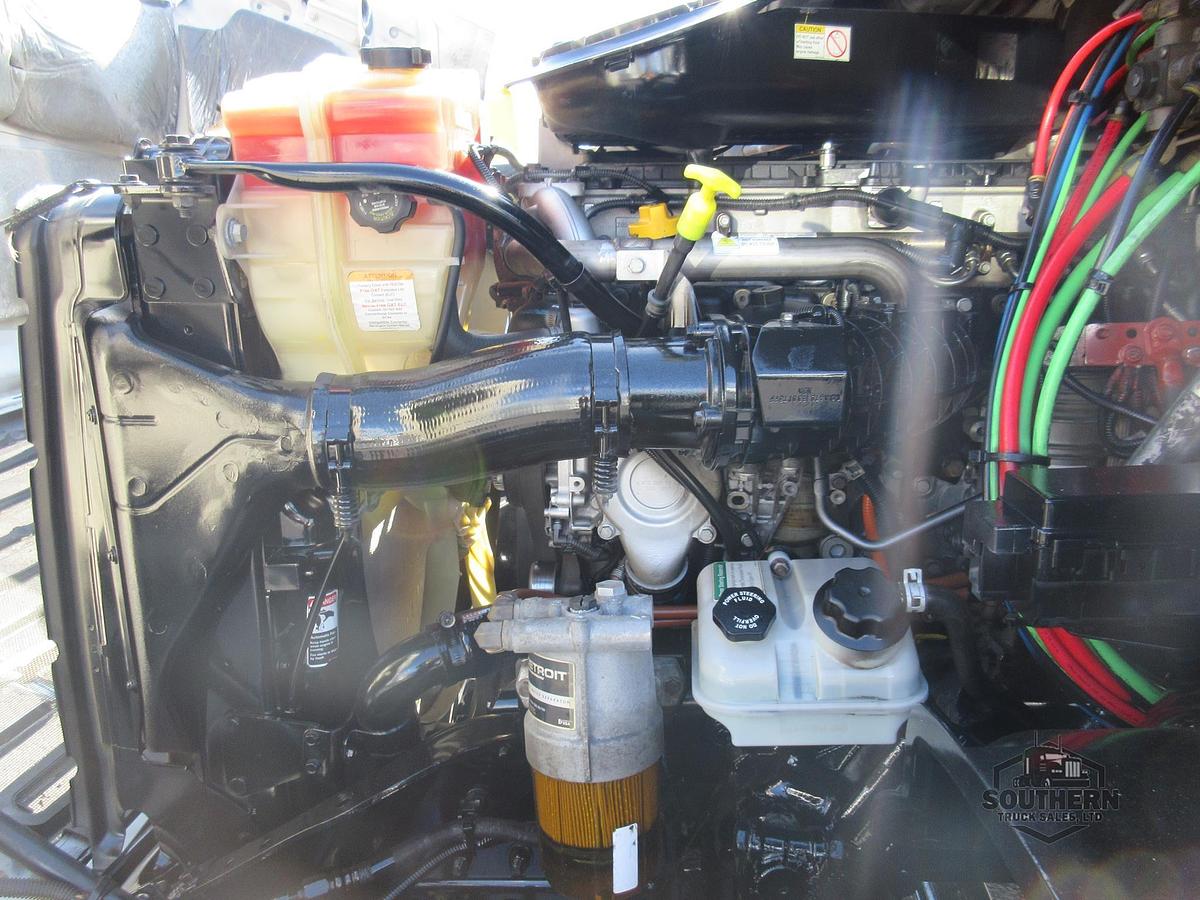 Used 2018 FREIGHTLINER CASCADIA 113