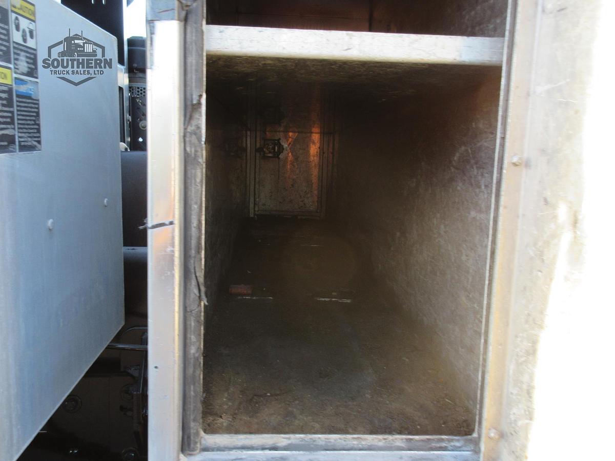 Used 2013 KENWORTH T440