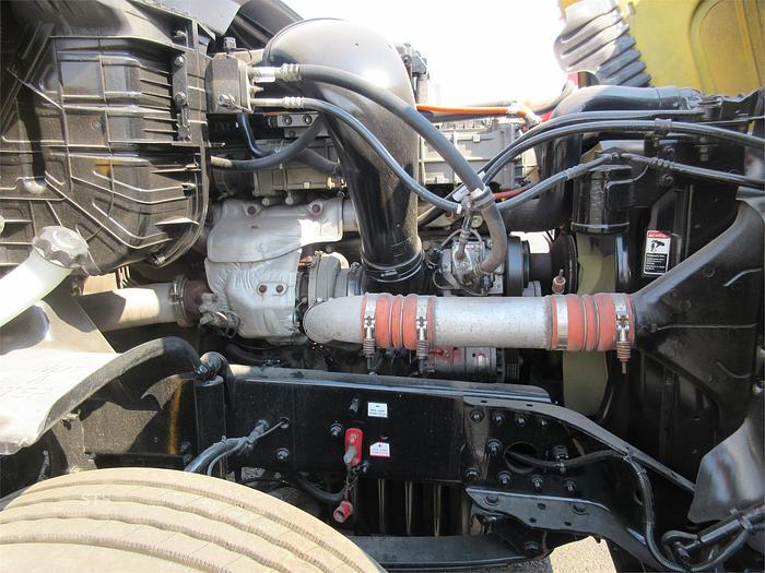 Used 2016 FREIGHTLINER CASCADIA 125