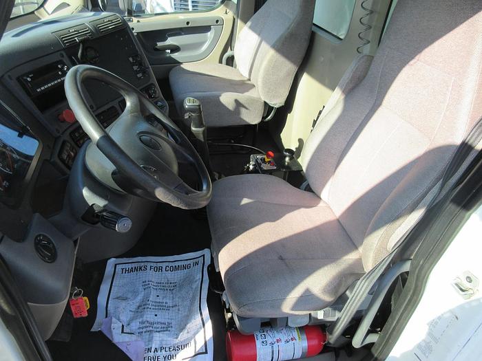 Used 2017 FREIGHTLINER CASCADIA 113