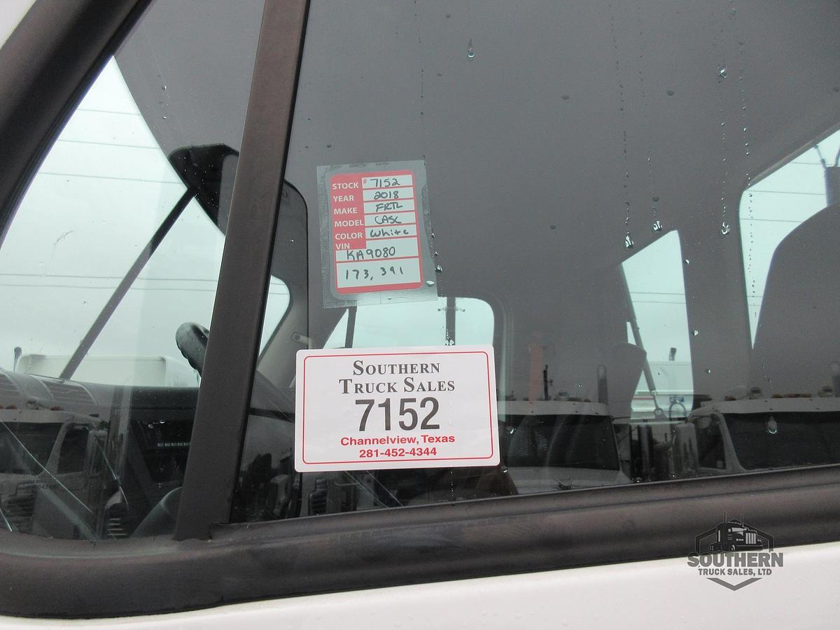 Used 2018 FREIGHTLINER CASCADIA 113