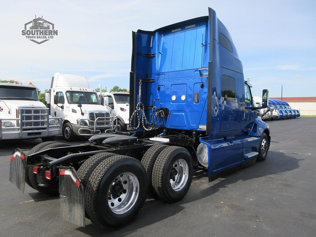 Used 2021 INTERNATIONAL LT