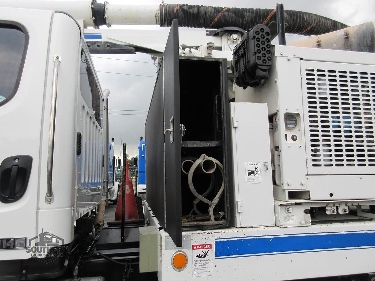 Used 2014 FREIGHTLINER 114SD