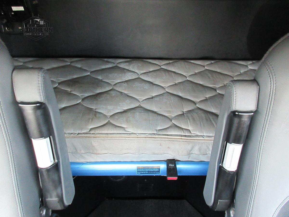 Used 2023 KENWORTH T880