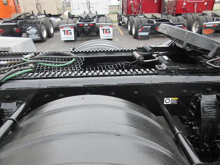Used 2017 PETERBILT 567