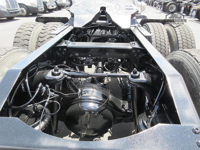 Used 2015 PETERBILT 365