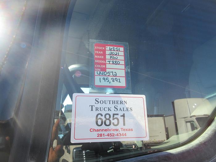 Used 2021 KENWORTH T880