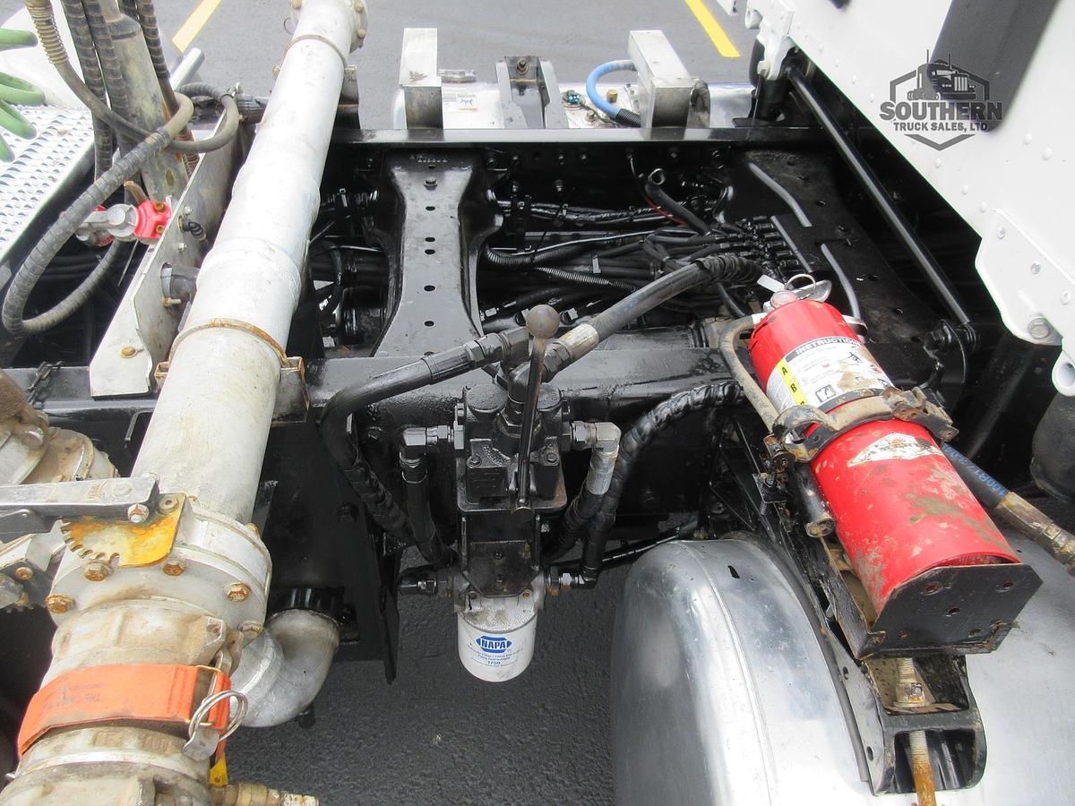 Used 2019 PETERBILT 567