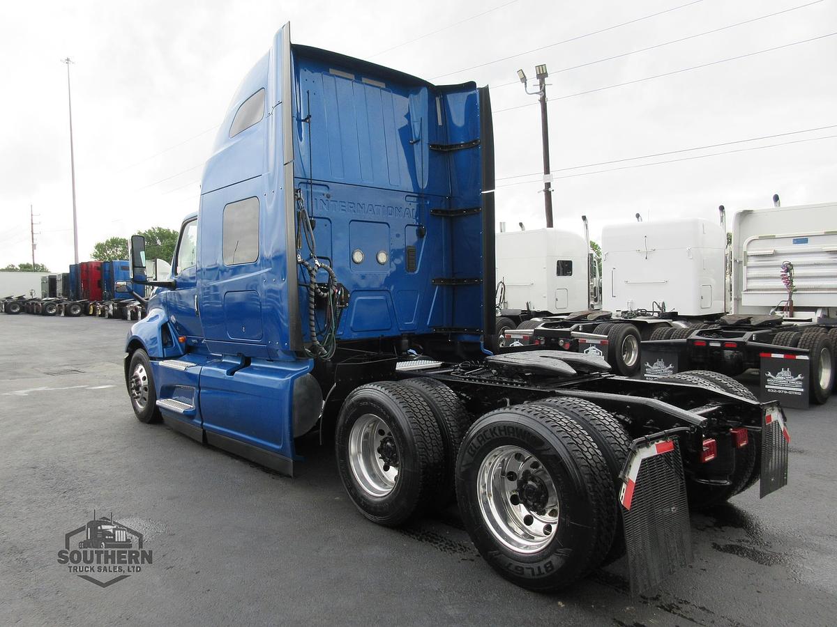 Used 2021 INTERNATIONAL LT