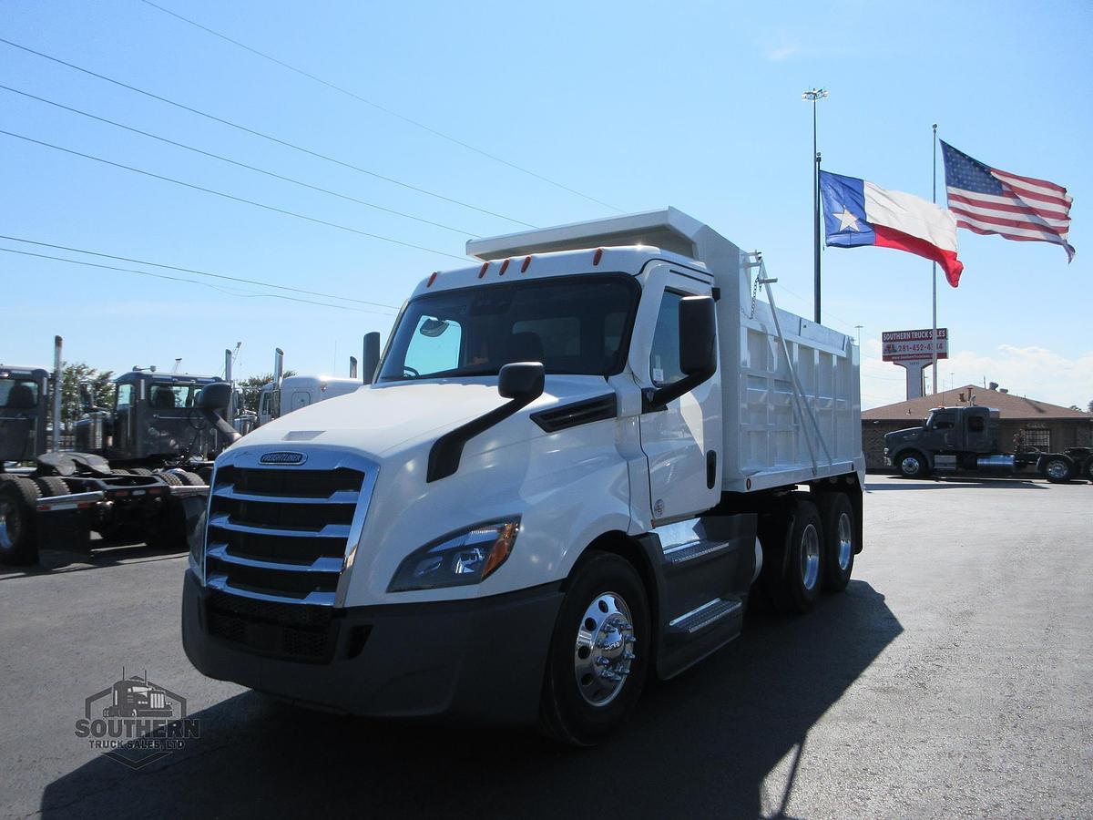 Used 2021 FREIGHTLINER CASCADIA 116