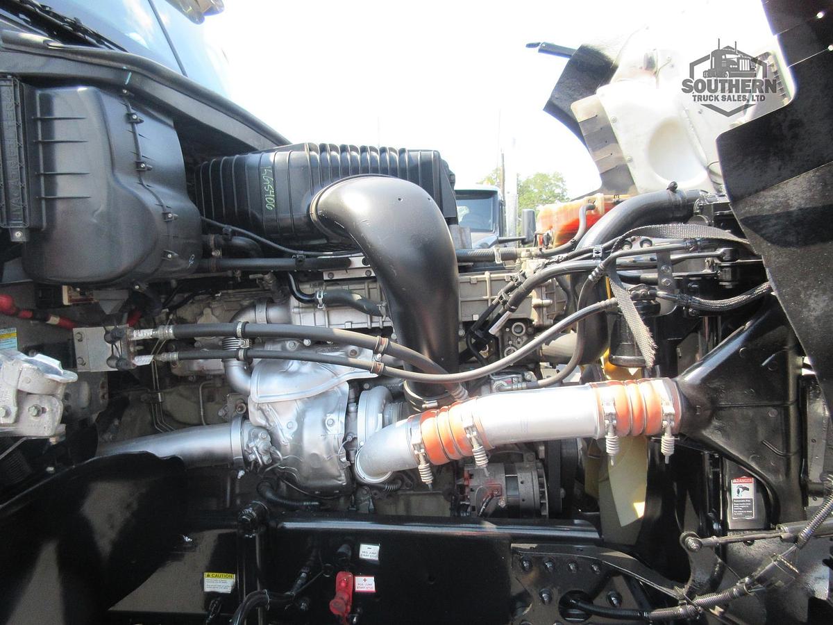 Used 2019 FREIGHTLINER CORONADO 122 SD