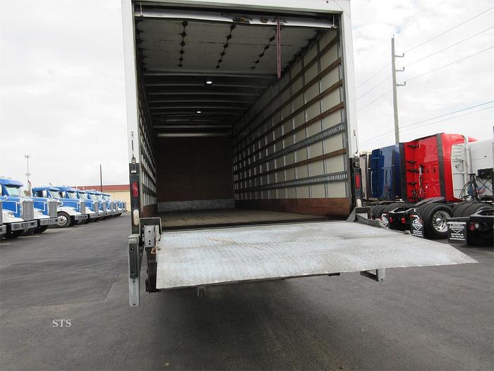 Used 2019 FREIGHTLINER BUSINESS CLASS M2 106