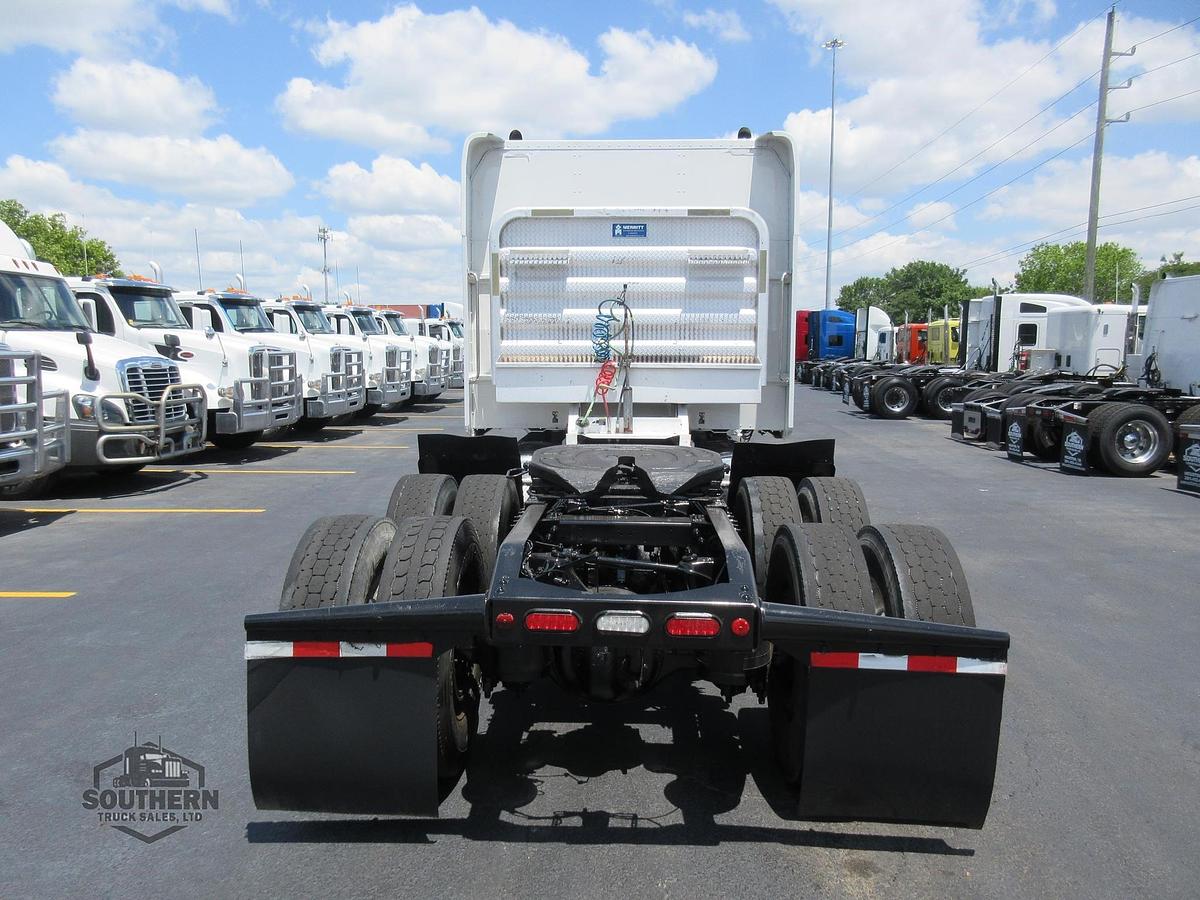 Used 2020 PETERBILT 389