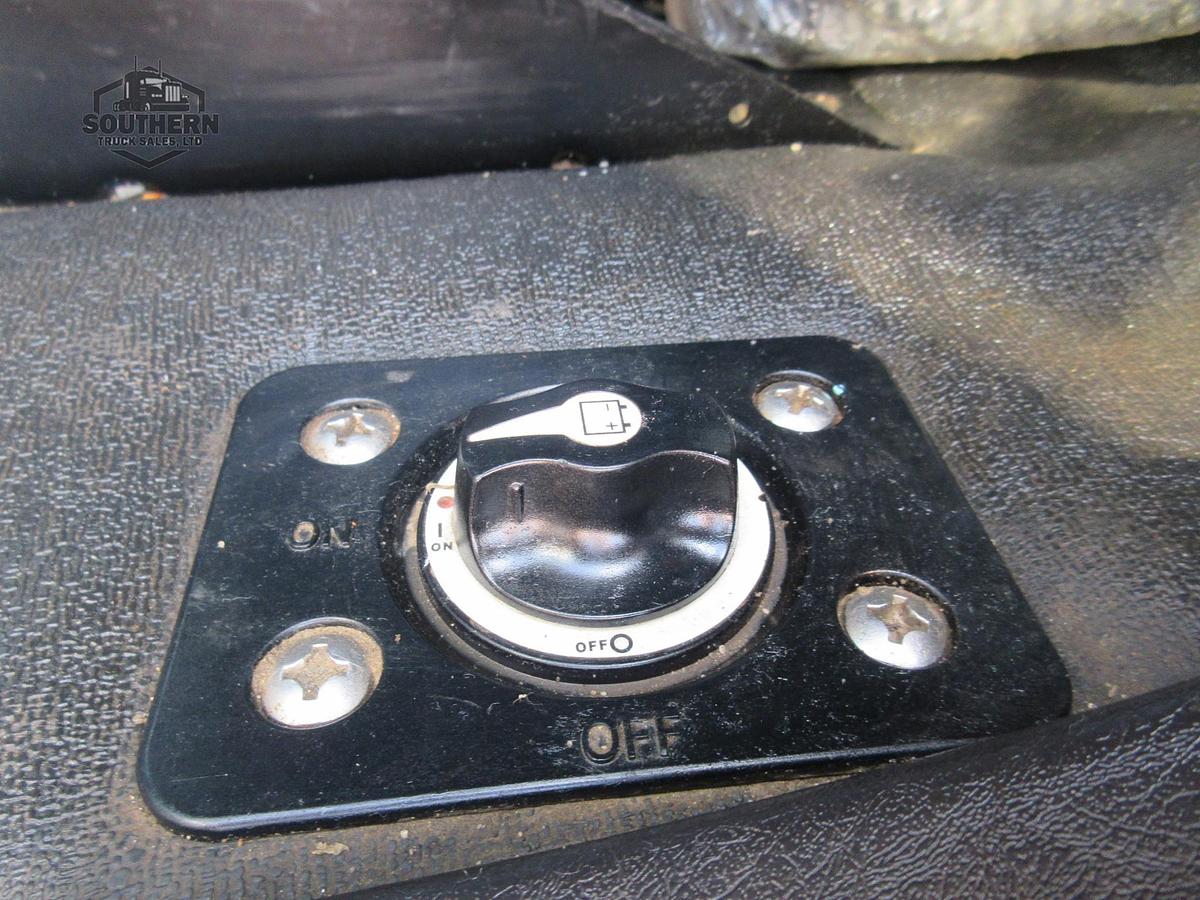 Used 2018 FREIGHTLINER CORONADO 122 SD