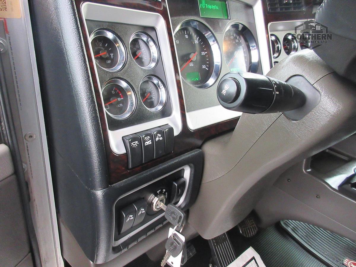 Used 2023 KENWORTH W900L