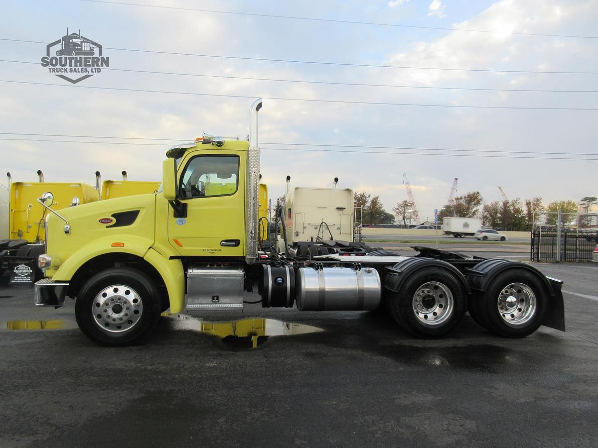 Used 2020 PETERBILT 567