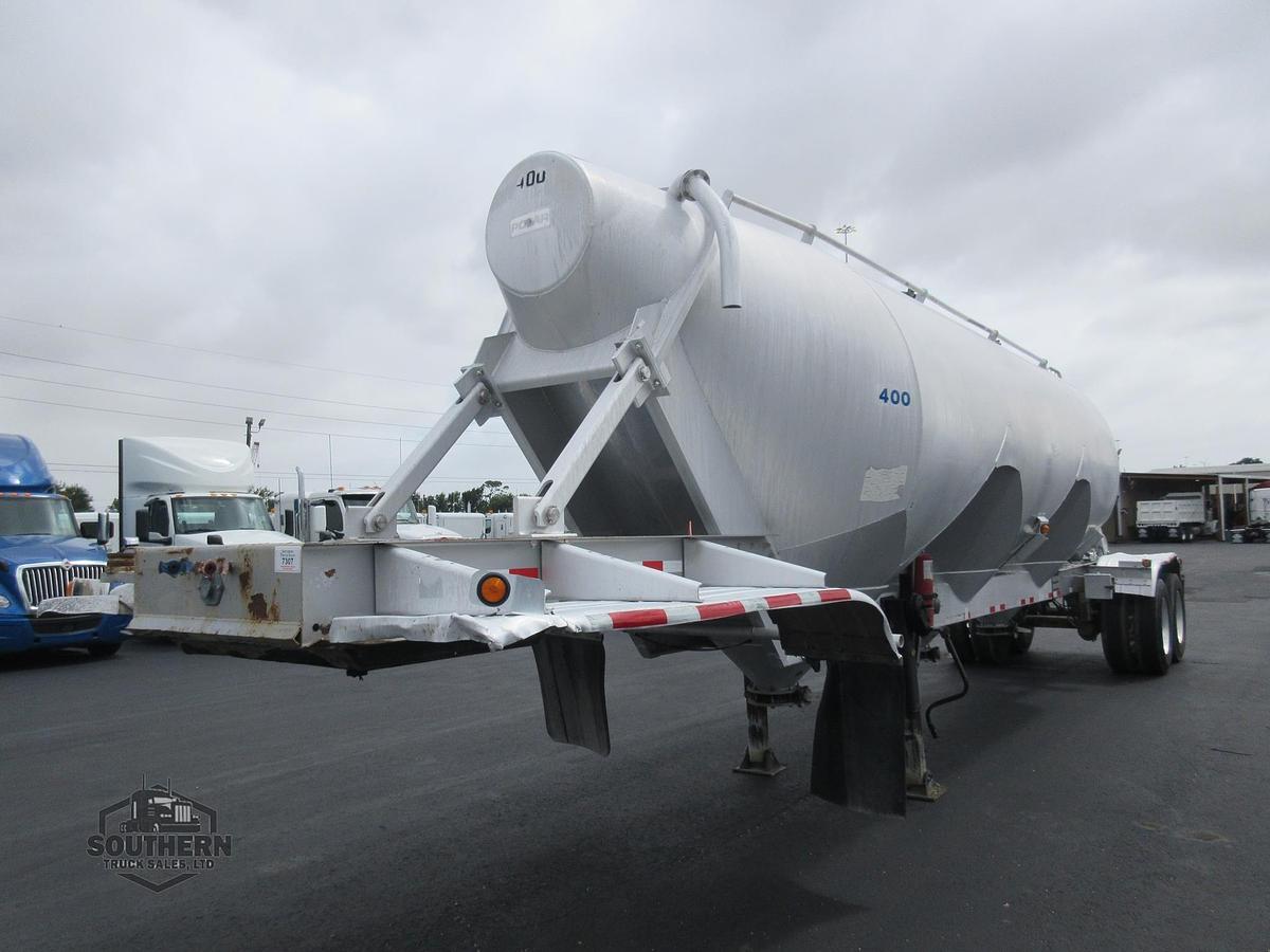 Used 2010 POLAR Tandem Axle