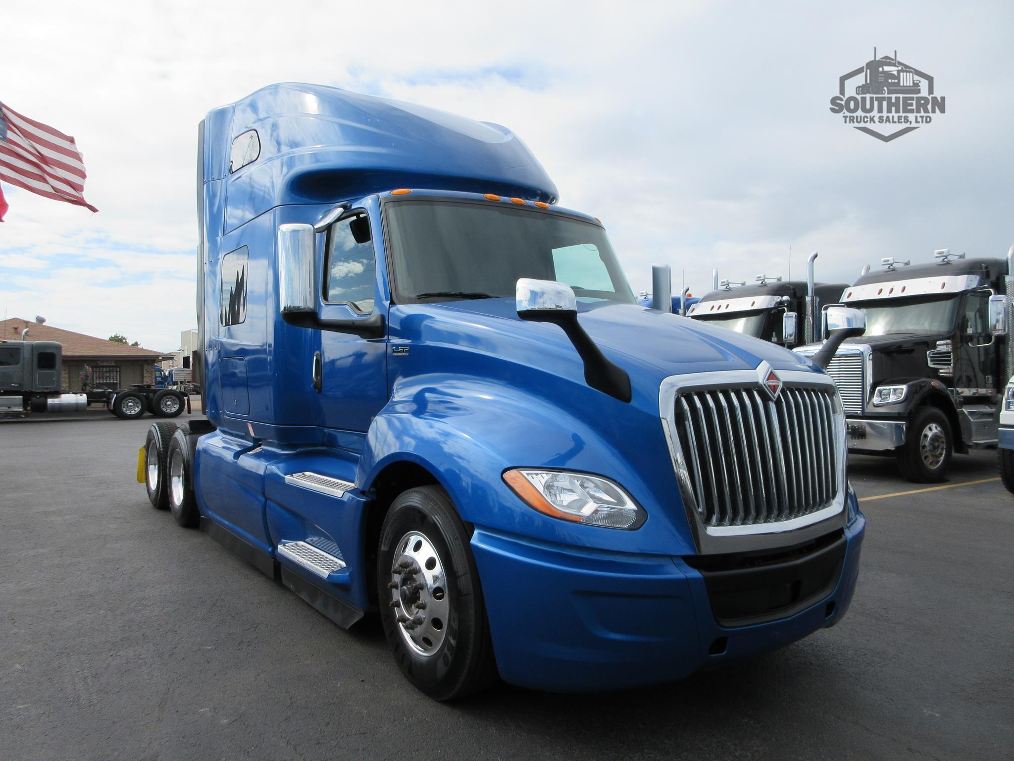 Used 2021 INTERNATIONAL LT
