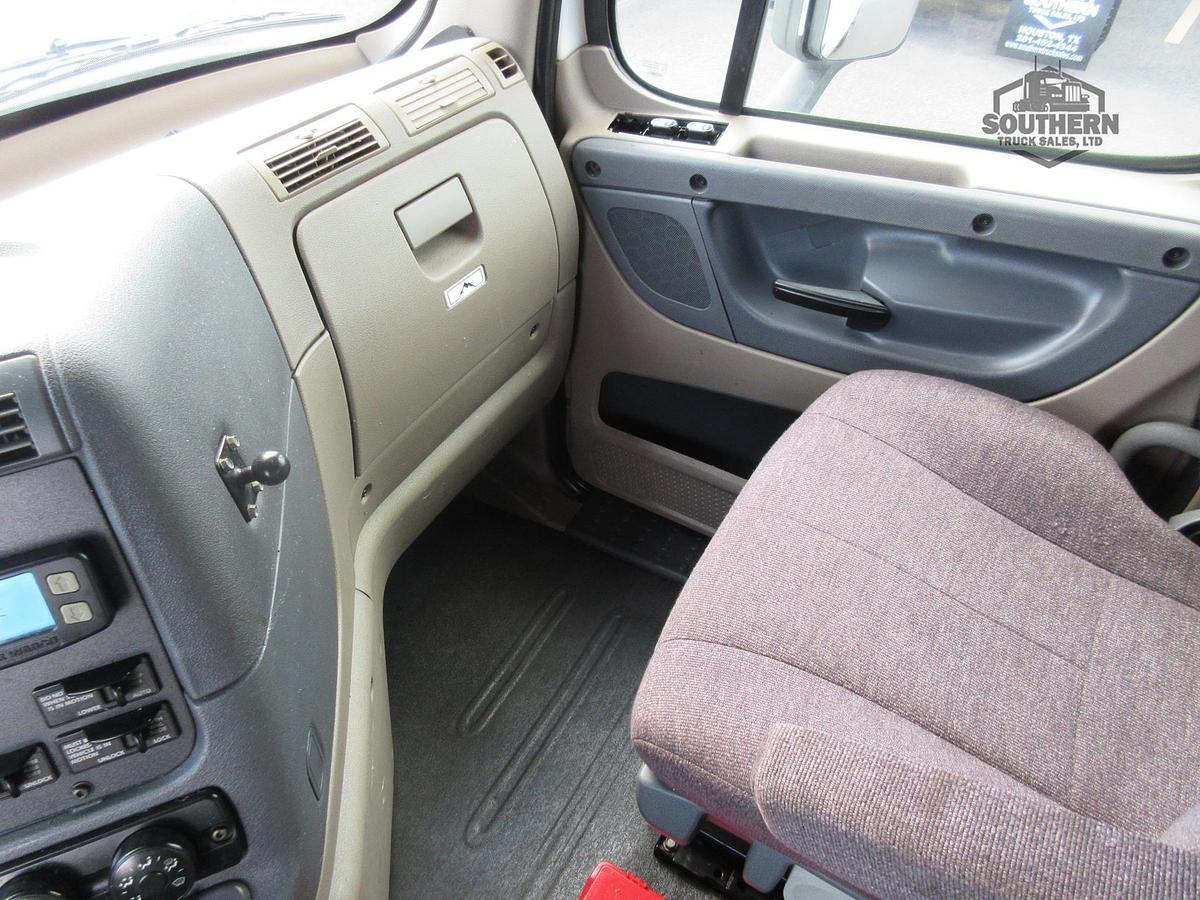 Used 2019 FREIGHTLINER CASCADIA 125