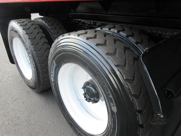 Used 2015 PETERBILT 365