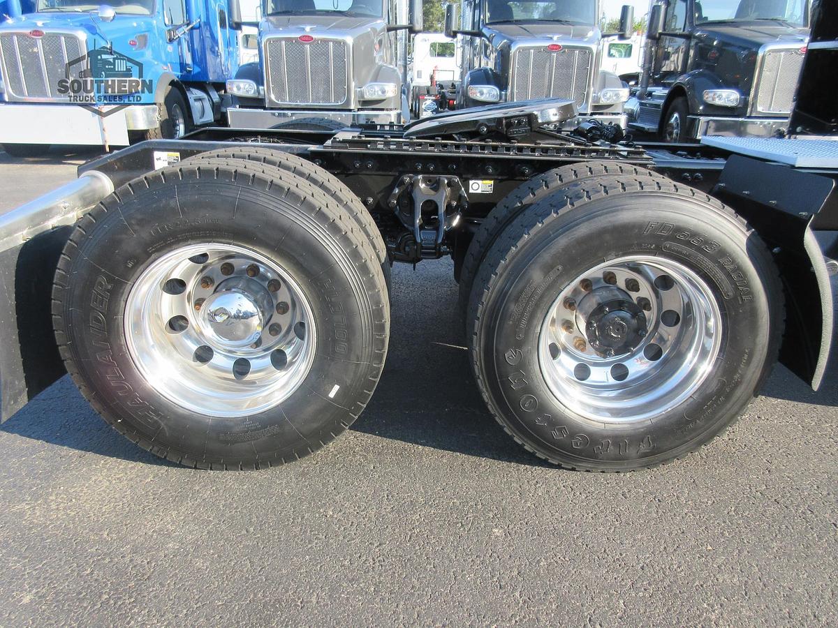 Used 2019 PETERBILT 389