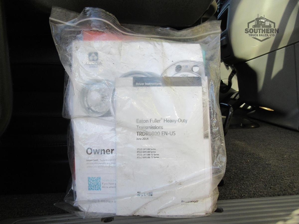 Used 2020 PETERBILT 567