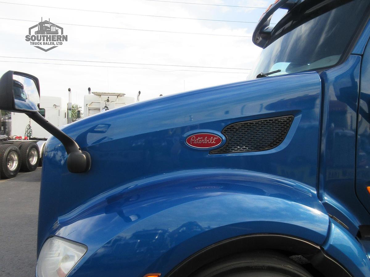 Used 2021 PETERBILT 579