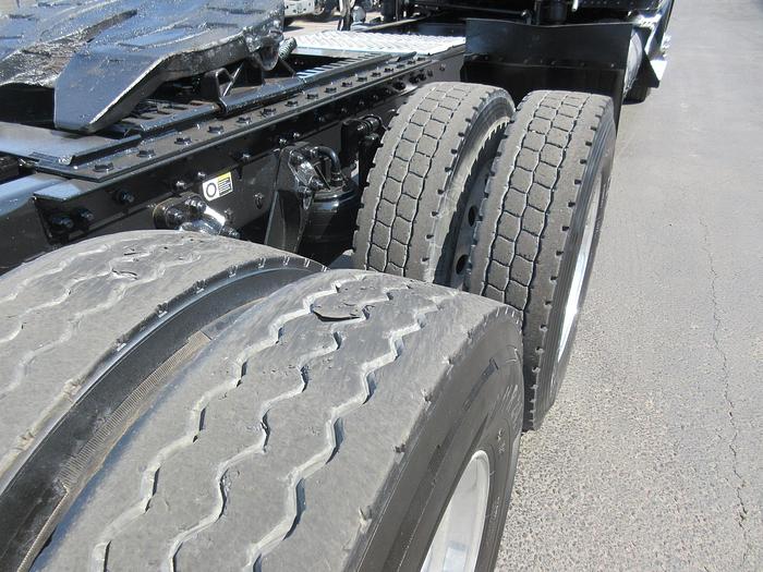 Used 2021 KENWORTH T880