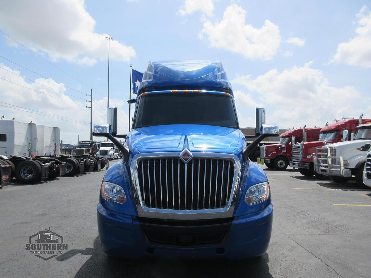 Used 2021 INTERNATIONAL LT