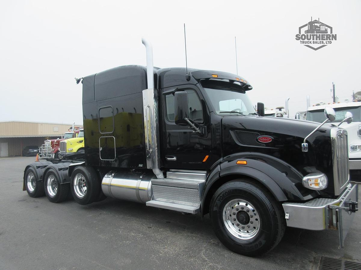 Used 2021 PETERBILT 567