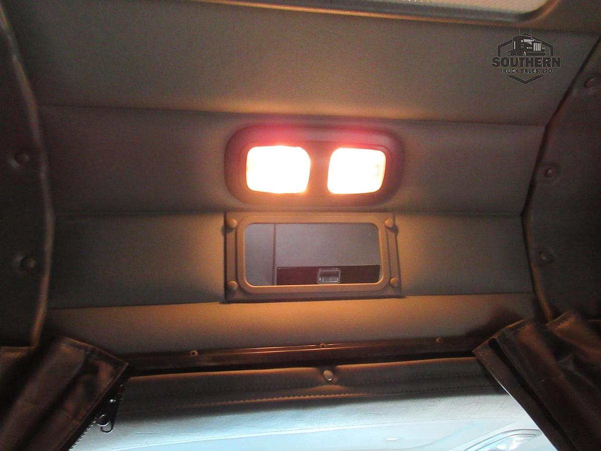 Used 2021 PETERBILT 389