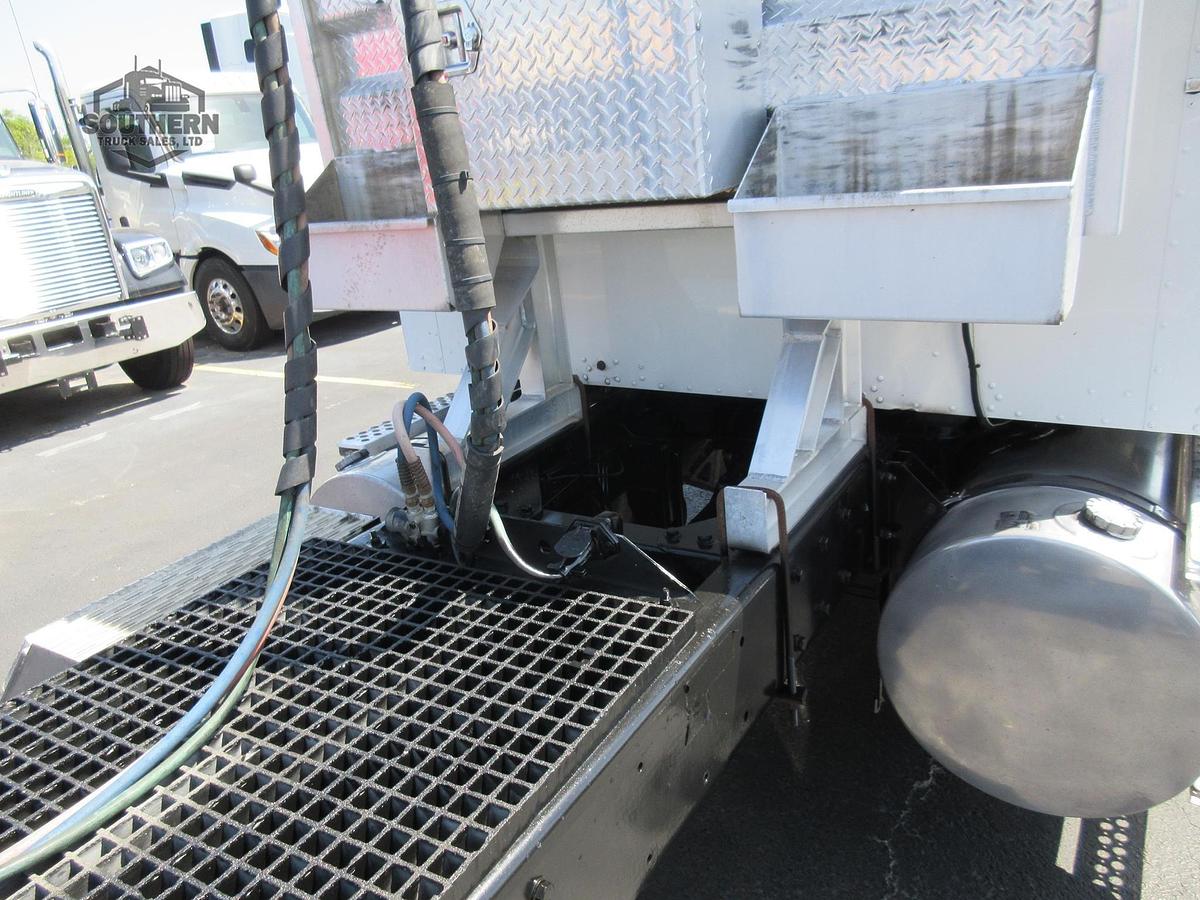 Used 2013 KENWORTH W900L
