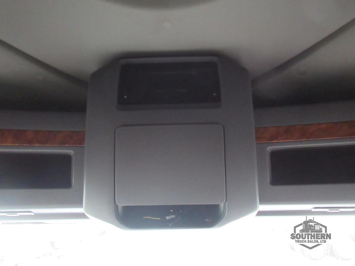Used 2021 INTERNATIONAL LT