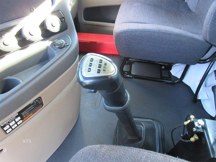 Used 2016 FREIGHTLINER CASCADIA 113