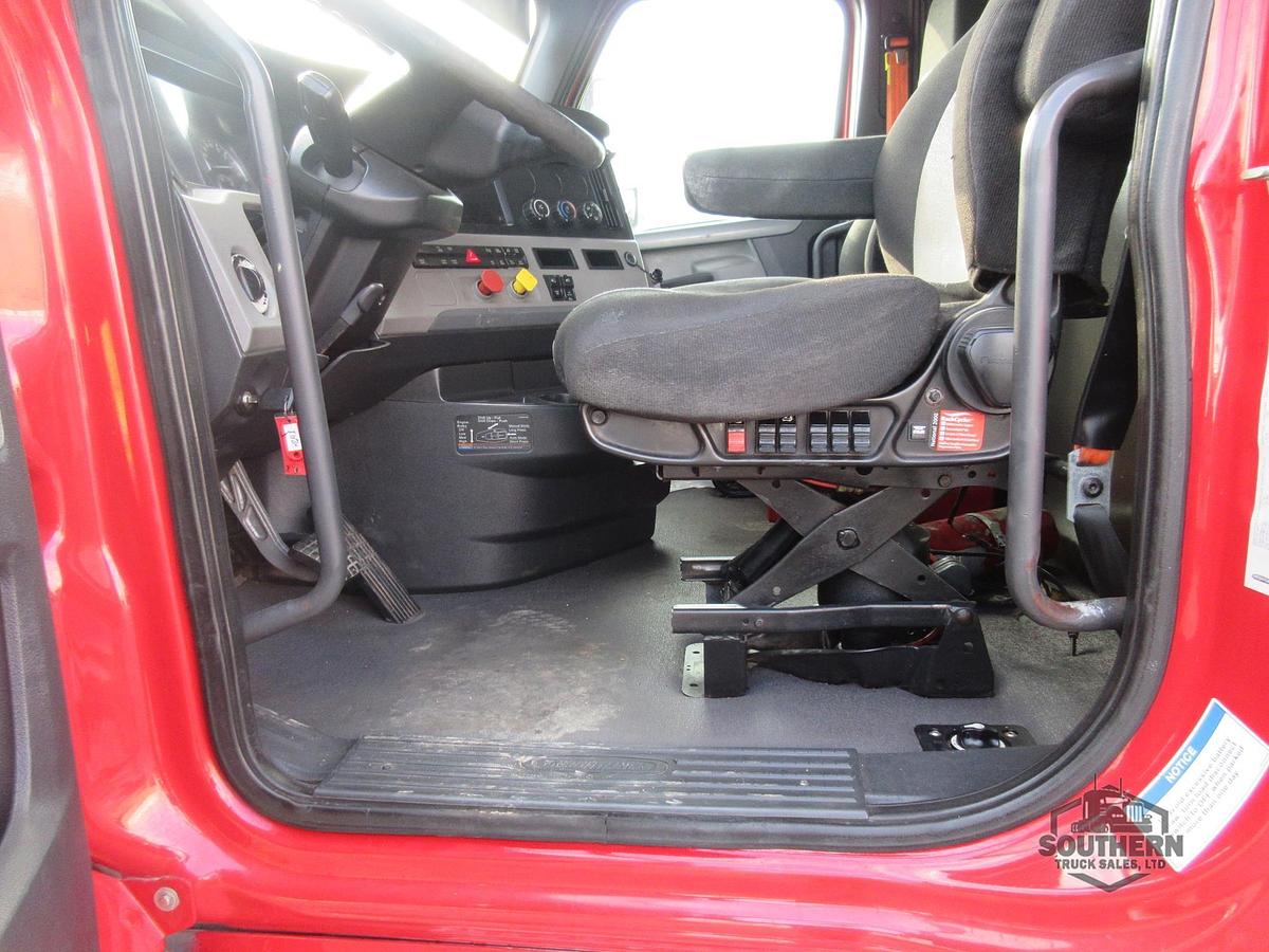 Used 2020 FREIGHTLINER CASCADIA 126