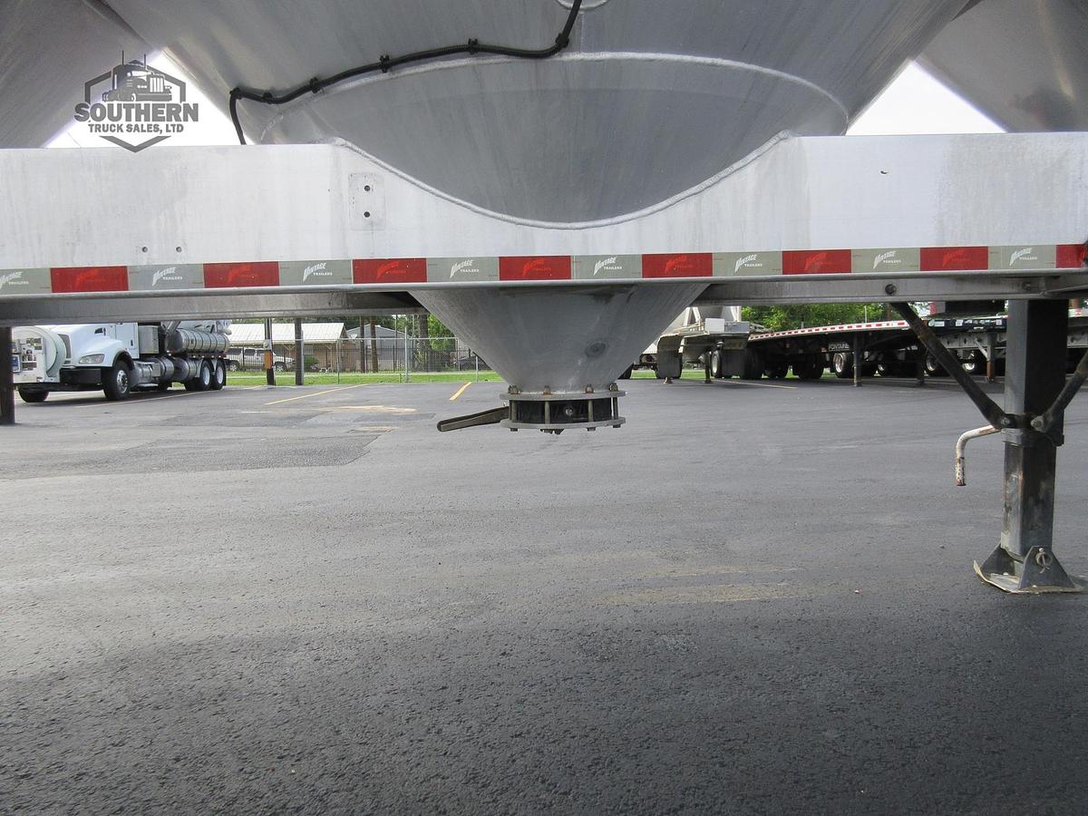 Used 2010 VANTAGE Tandem Axle