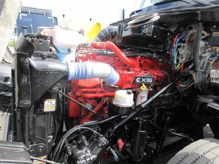 Used 2021 KENWORTH T880