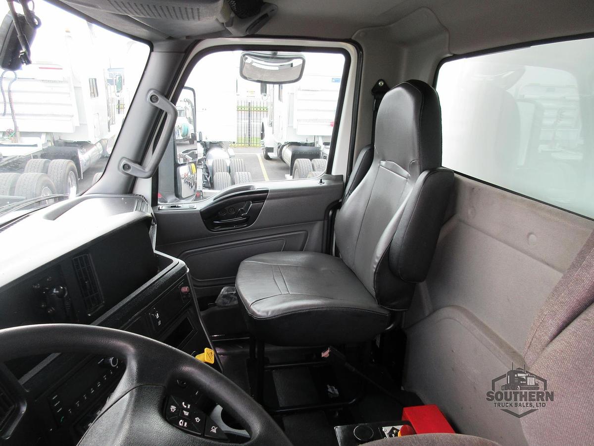 Used 2021 INTERNATIONAL LT