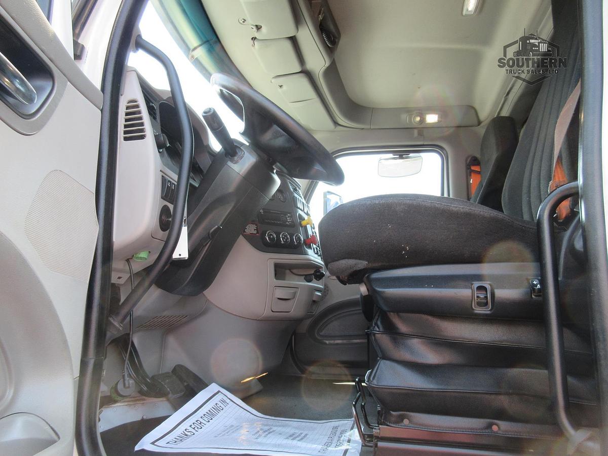 Used 2019 PETERBILT 567