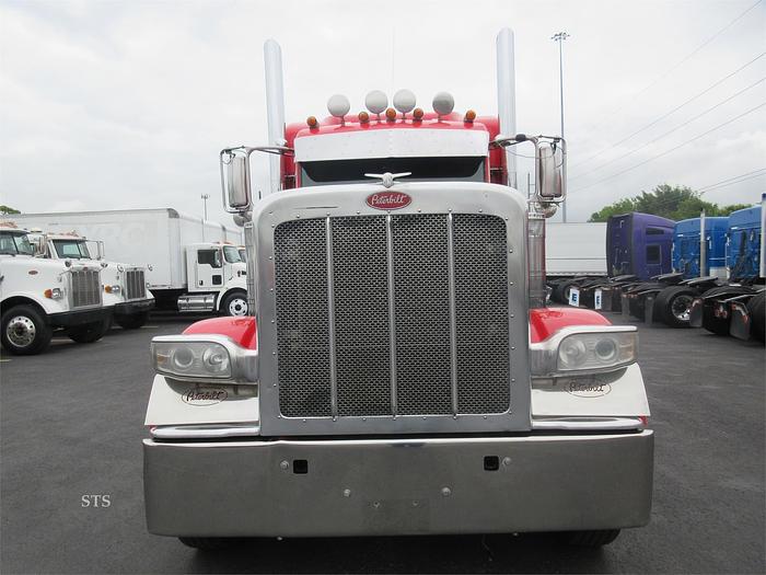 Used 2015 PETERBILT 389
