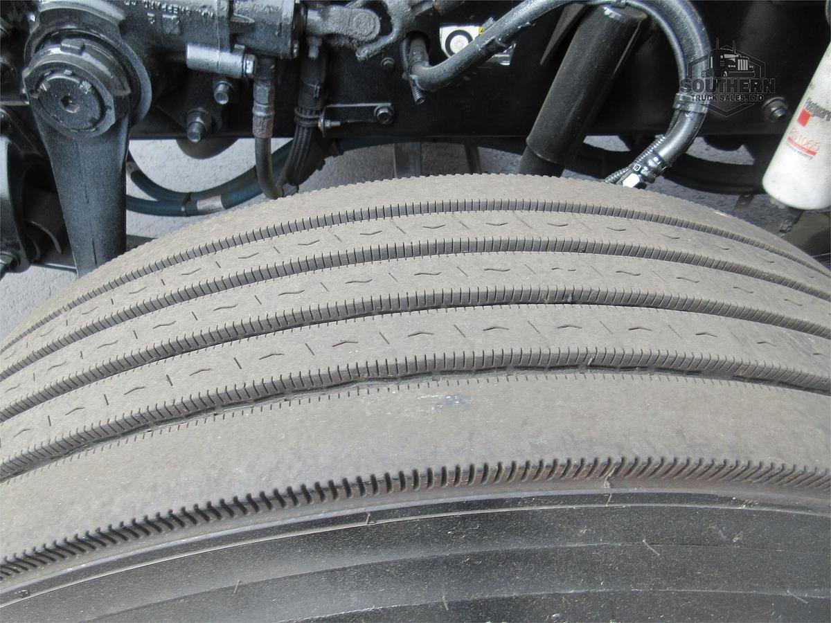 Used 2021 KENWORTH T270