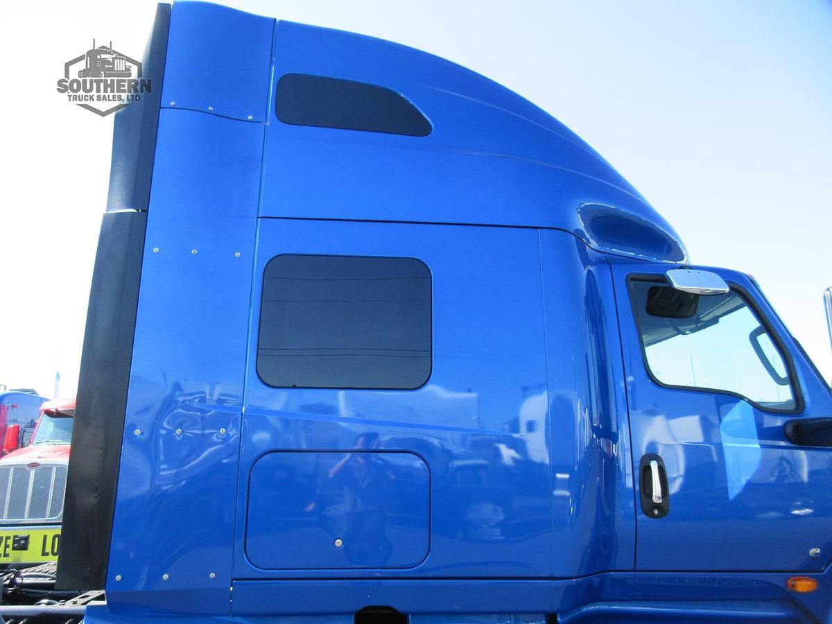 Used 2021 INTERNATIONAL LT