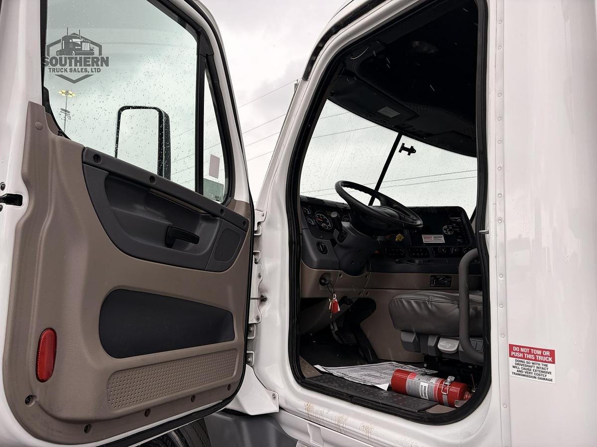 Used 2020 FREIGHTLINER CASCADIA 125