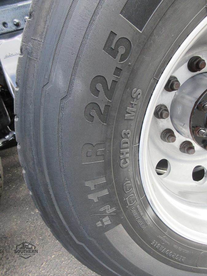 Used 2019 FREIGHTLINER CASCADIA 125